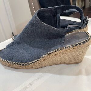 GAP Blue Wedge Shoes with Comfortable Design